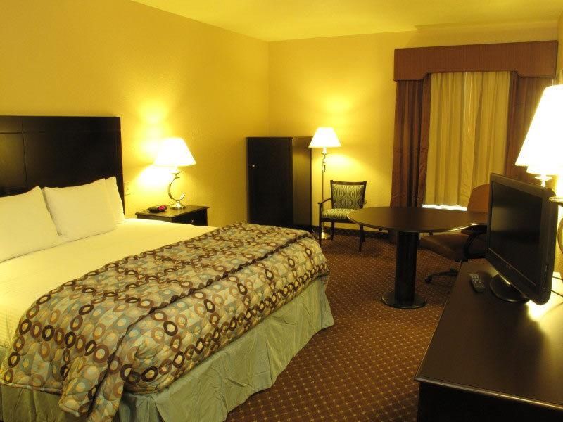 La Quinta By Wyndham Ne Long Beach/Cypress Hawaiian Gardens Habitación foto