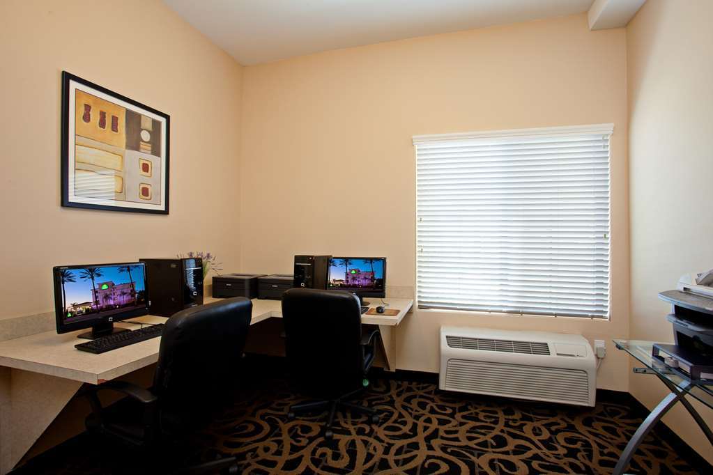 La Quinta By Wyndham Ne Long Beach/Cypress Hawaiian Gardens Facilidades foto
